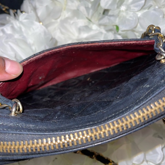 Chanel Matelasse Chain Black Shoulder Bag Vintage With COA - Picture 7 of 11